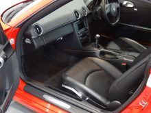 Porsche Cayman footwell