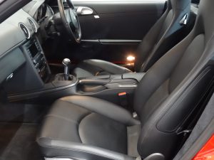 Porsche Cayman seats
