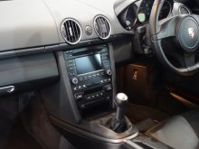 Porsche Cayman radio