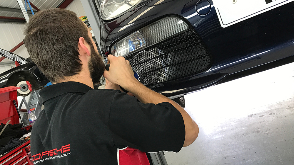 Fitting Zunsport Grilles