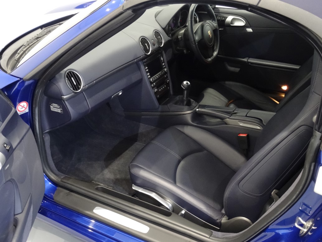 porsche-boxster-specialist-15-rpm-specialist-cars