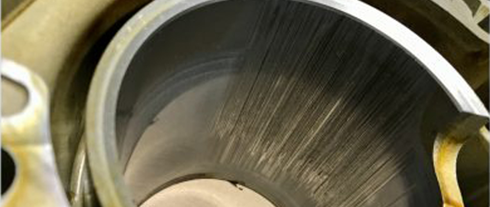 Porsche cylinder bore scoring