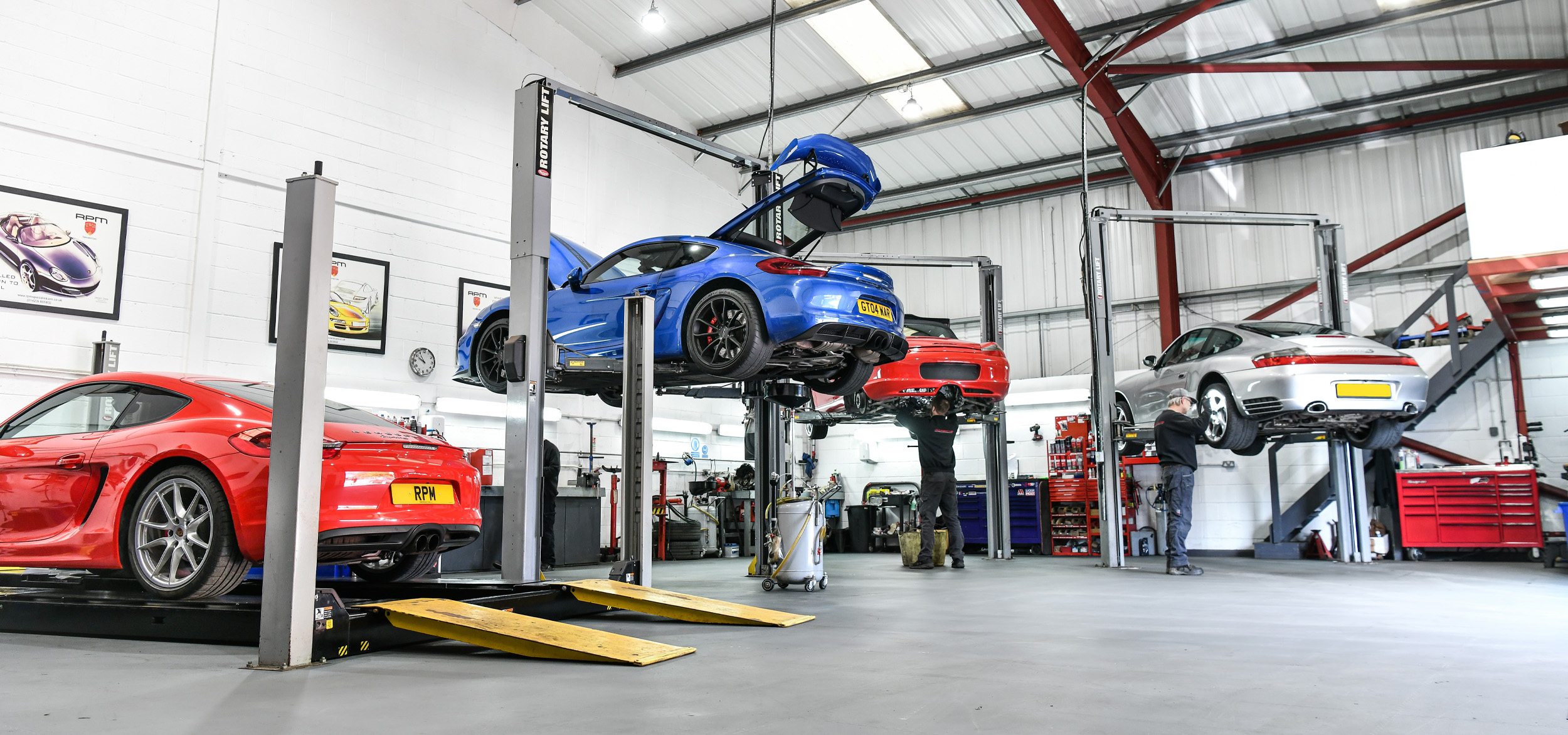 Porsche Service Centre